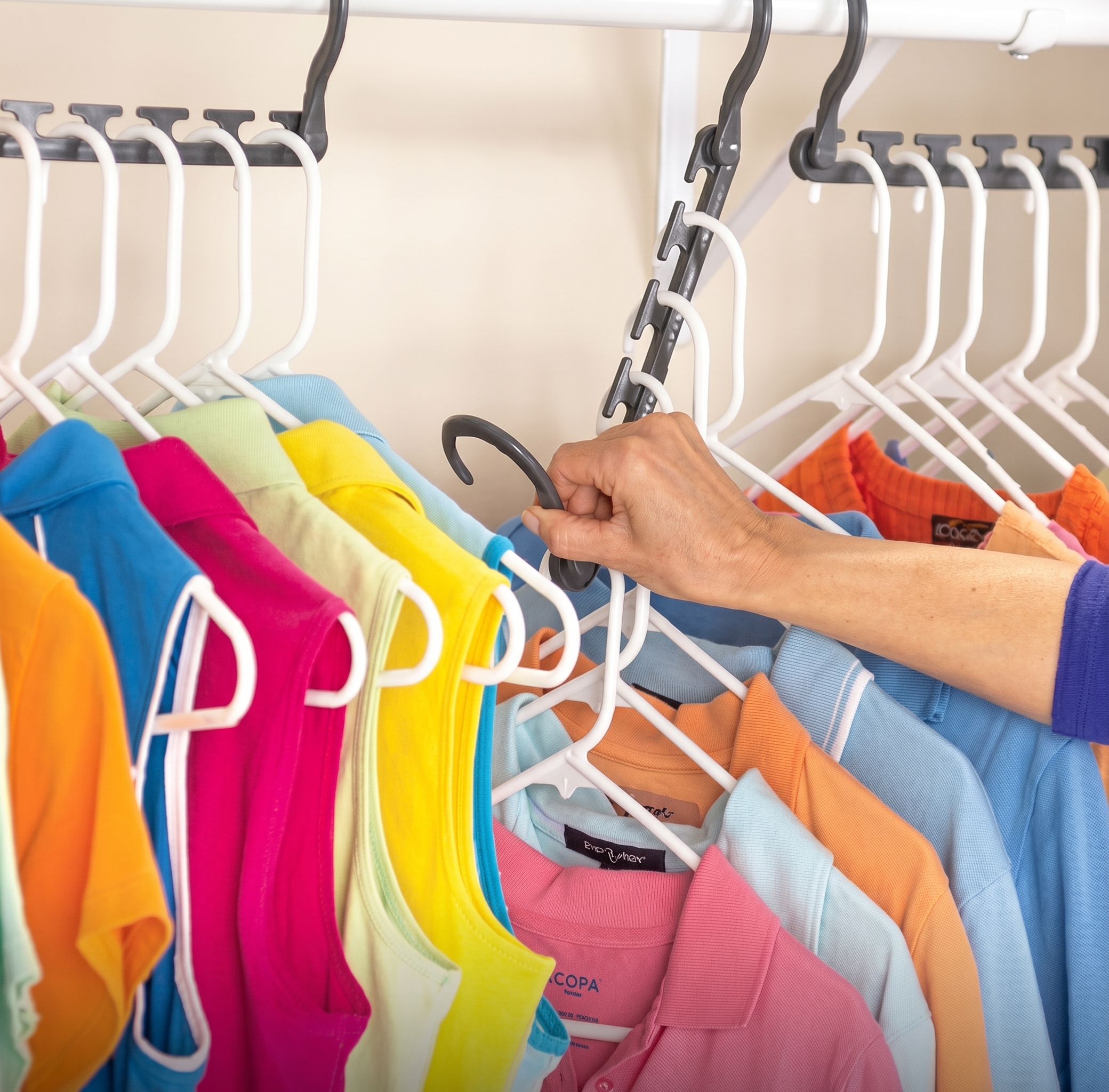 Wonder Hanger Organizer